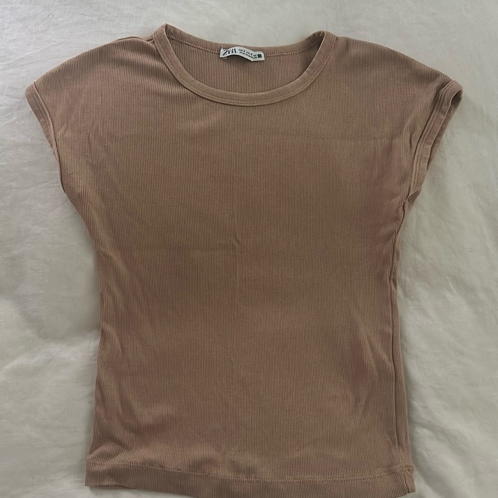 tan Zara t-shirt